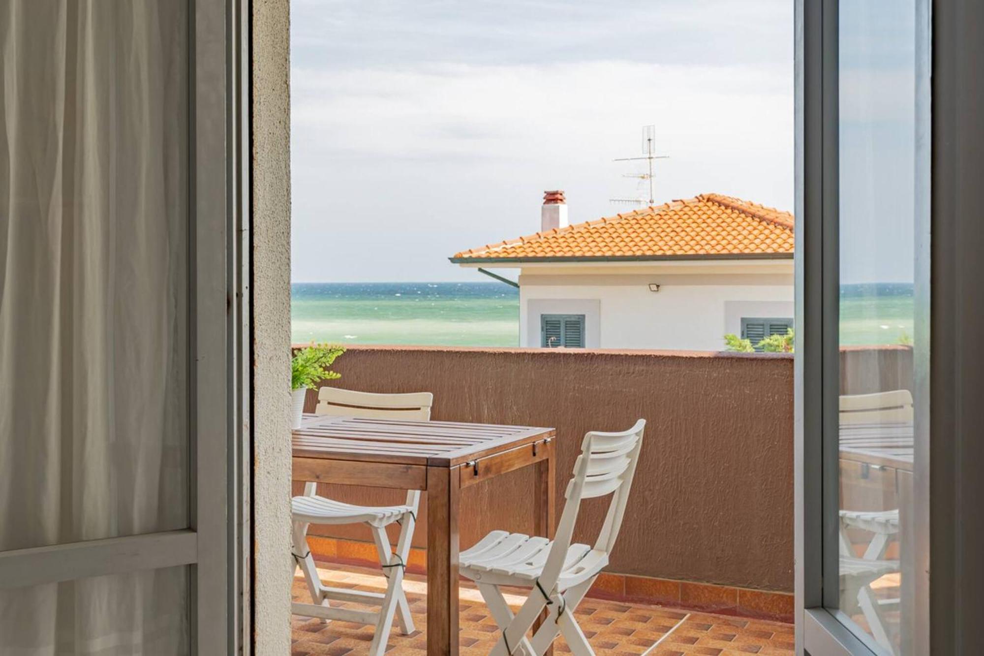 Lungomare 90 - Yourplace Abruzzo ฟอสซาเชเซีย ภายนอก รูปภาพ